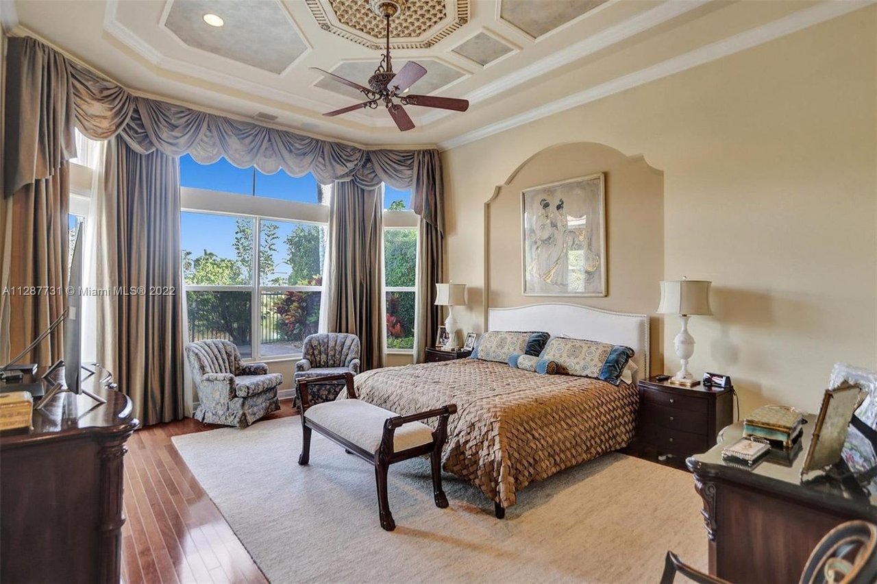 16288 Mira Vista Ln