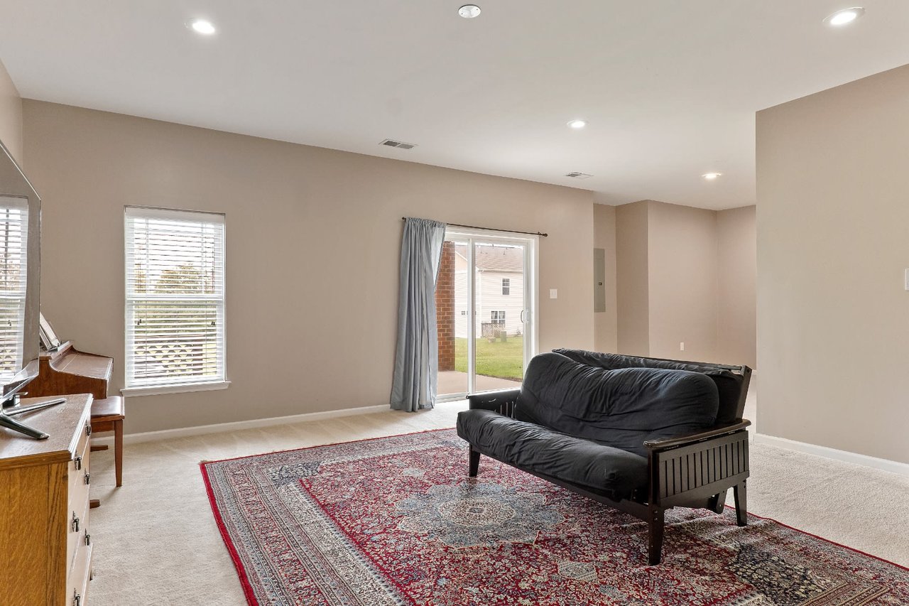 704 Abbey Village Circle