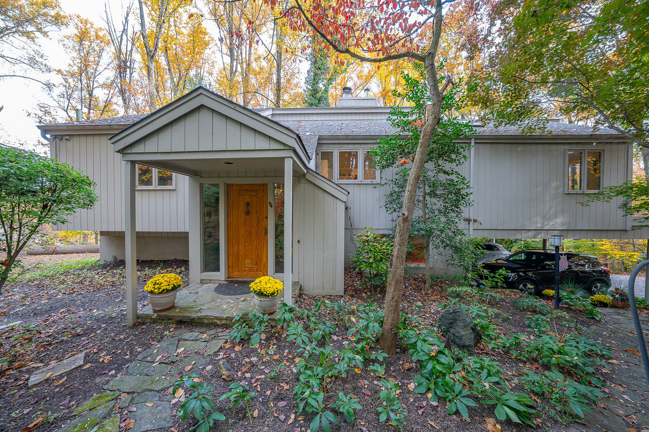 334 Malin Rd