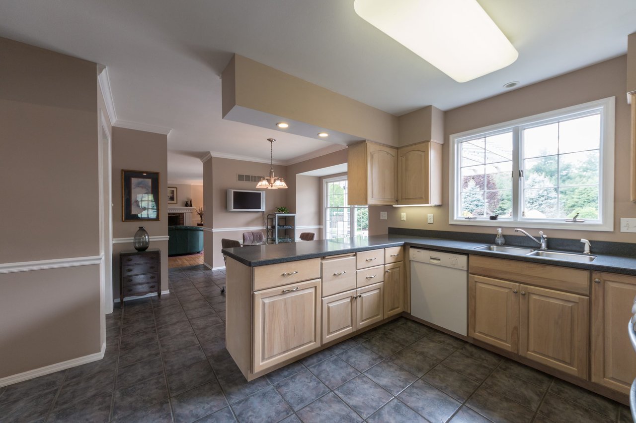 Live the Resort Lifestyle in the CWE