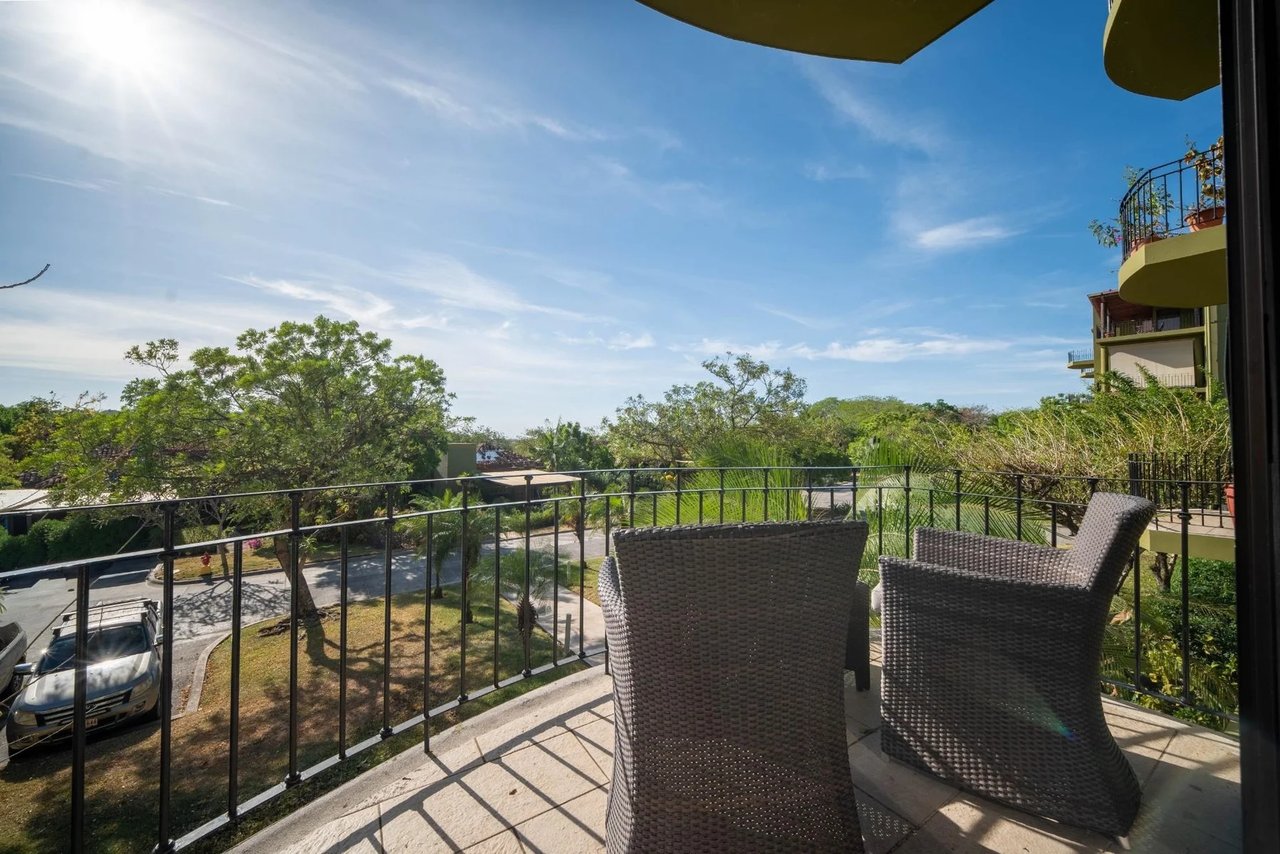 Renovated Carao Golf Condo, Flamingo, Guanacaste