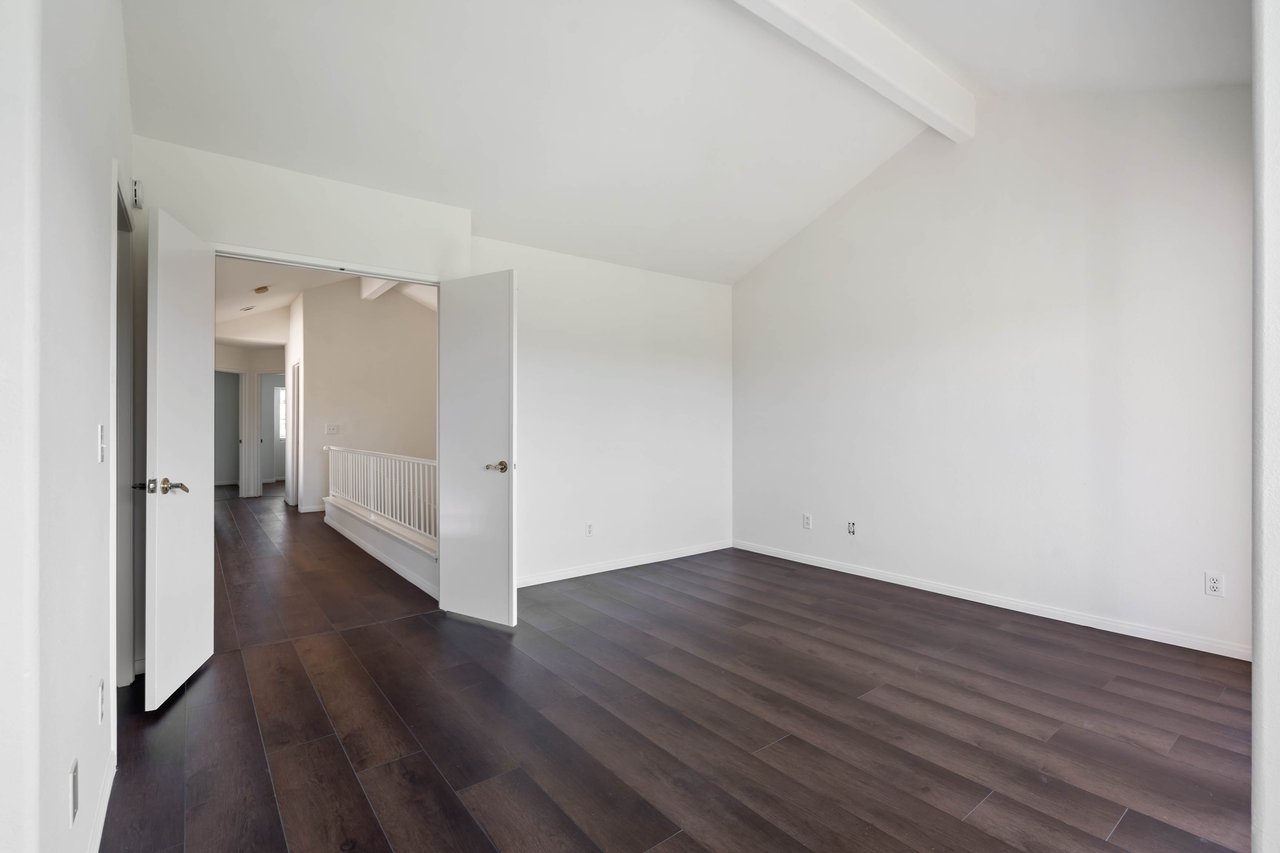1472 Golfcrest Pl