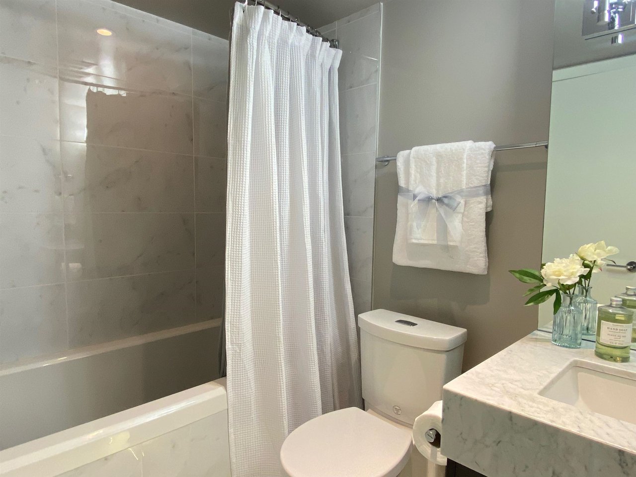 1002-6188 No. 3 Rd