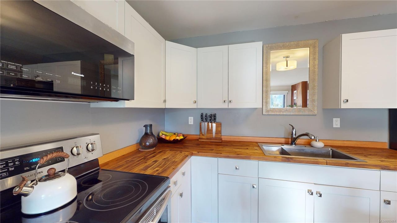 3-1956 Glenidle Rd, Sooke