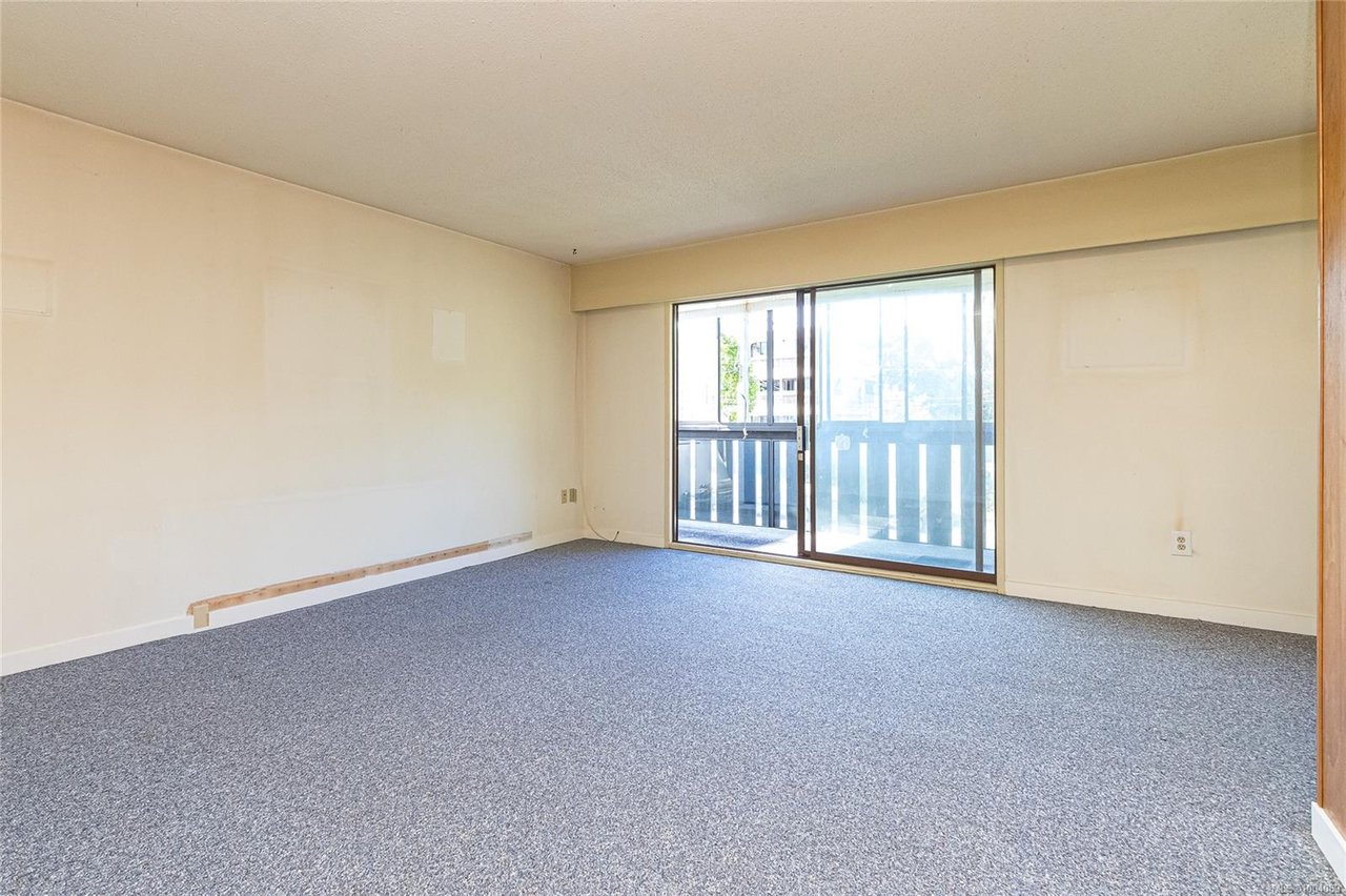 202-1122 Hilda St, Victoria