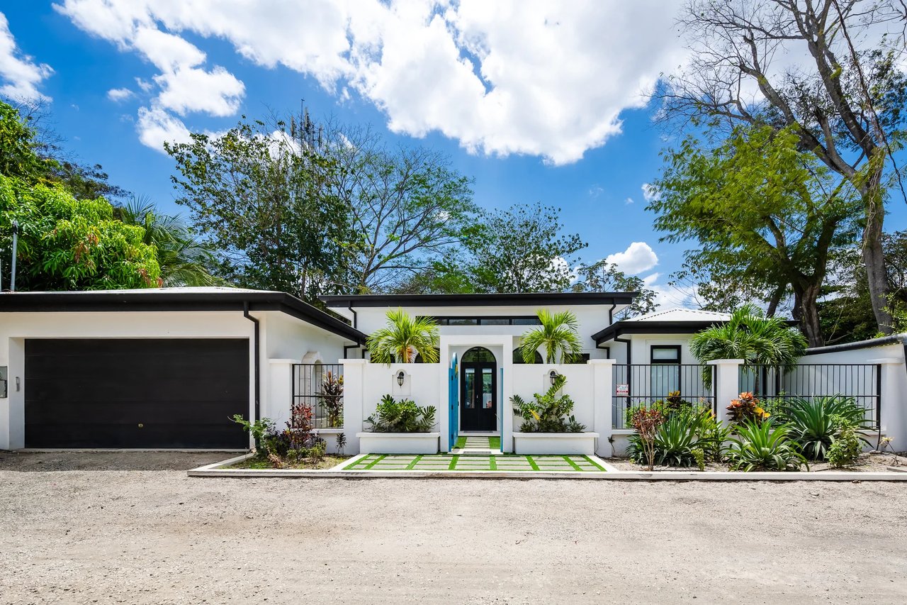 Modern Coastal Pool Home, Flamingo, Guanacaste