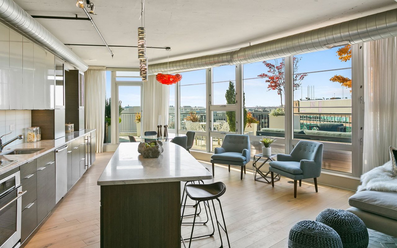 2125 14th St NW, #906