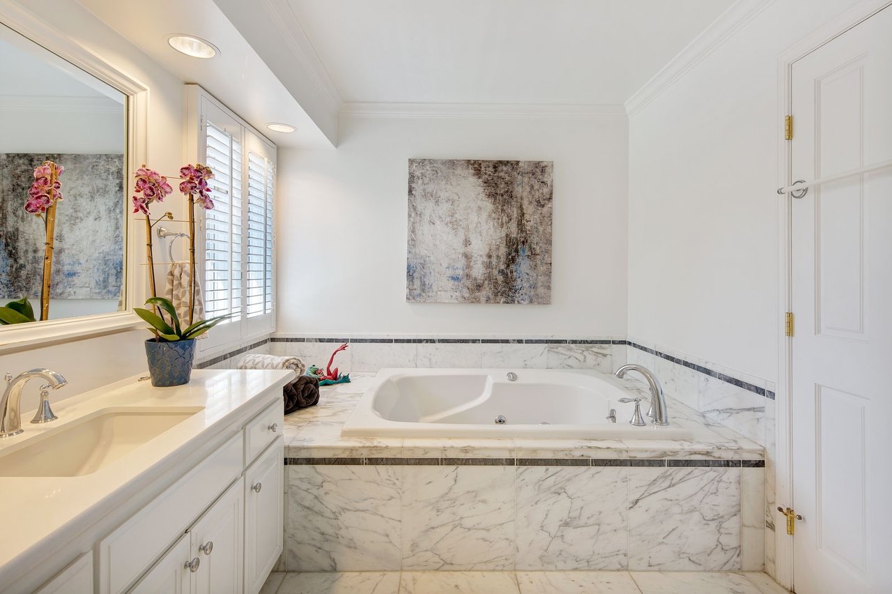 19 Greensburgh Lane, San Anselmo