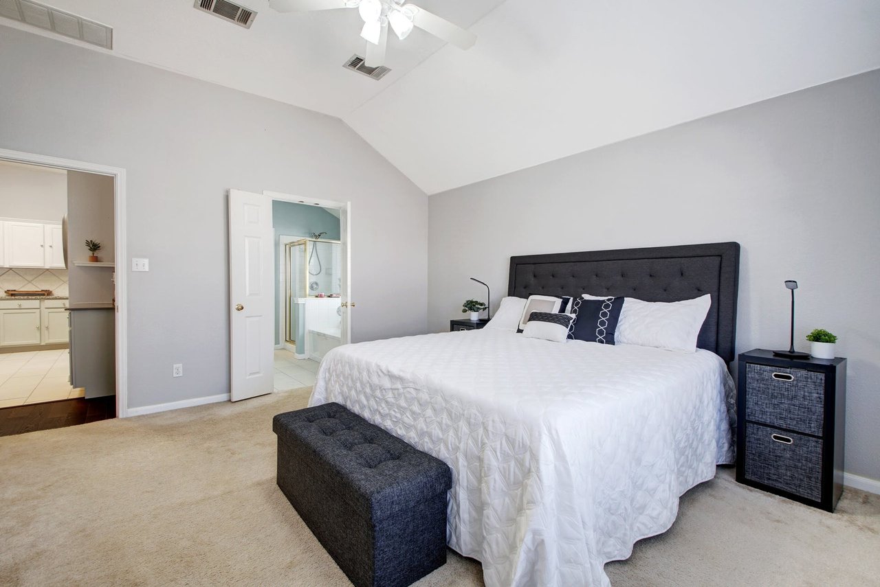 2415 Candle Ridge Trl, Georgetown, Texas 78626