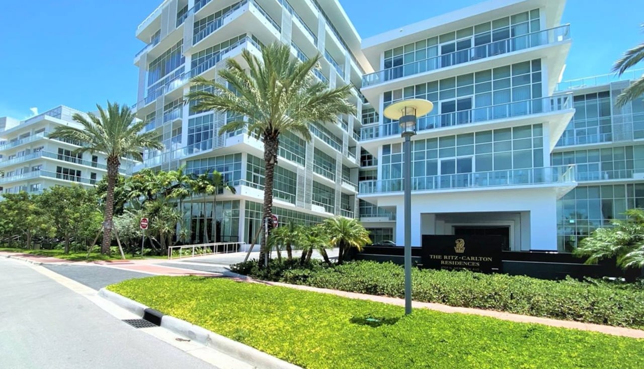 4701 Meridian Ave Miami Beach -  Ritz Carlton 