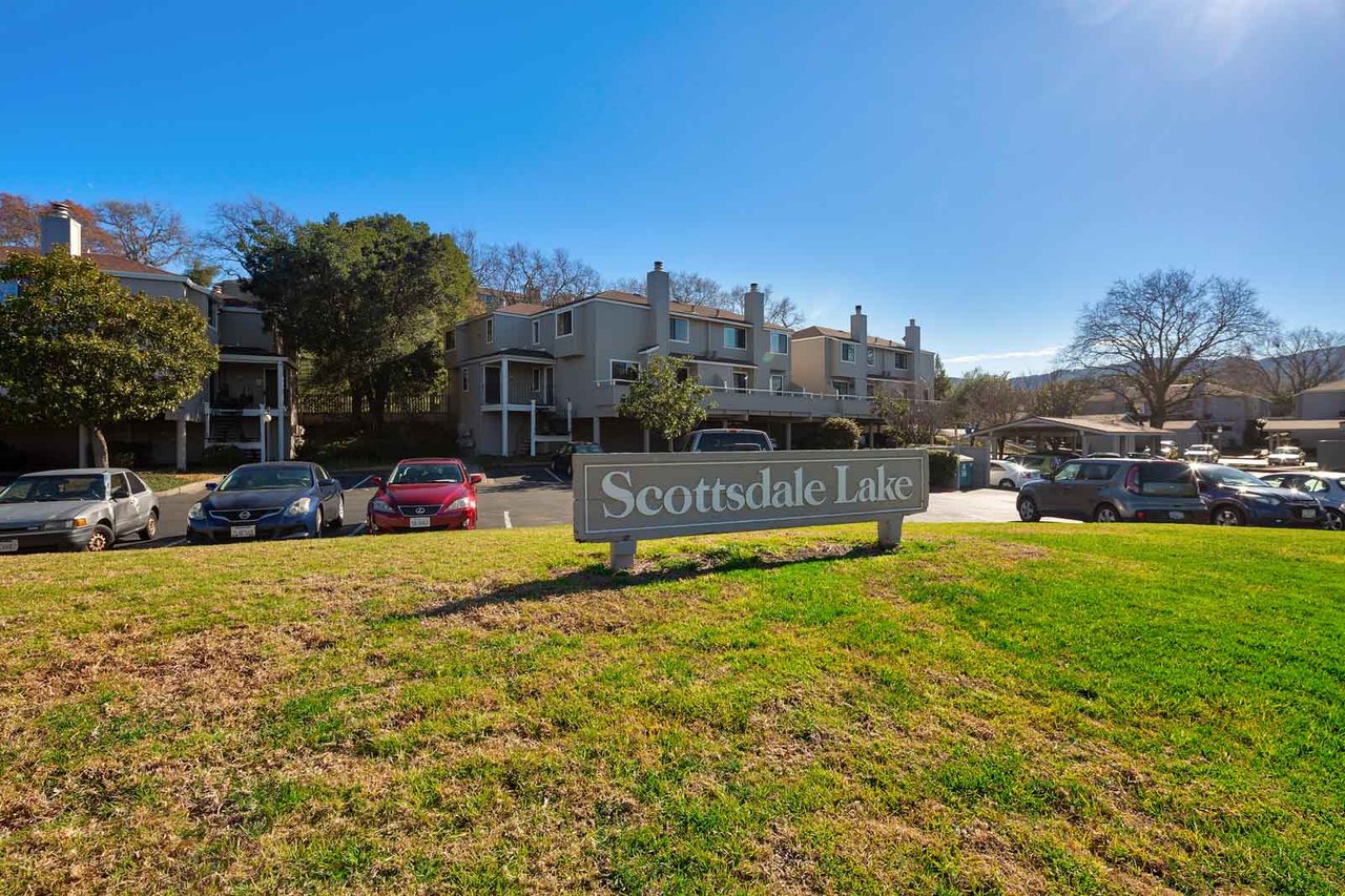 21 Lakeview Court, Novato