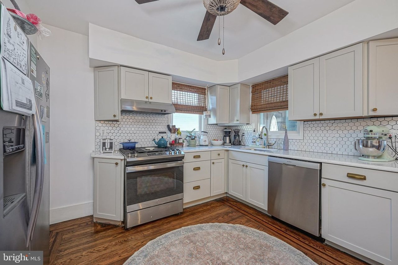 115 Woodland Terr