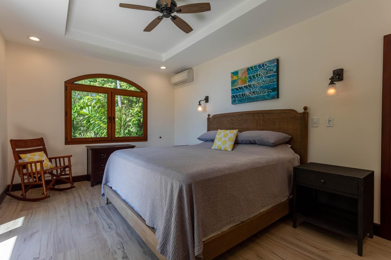 Private Ocean View Estate, Dominical, Puntarenas