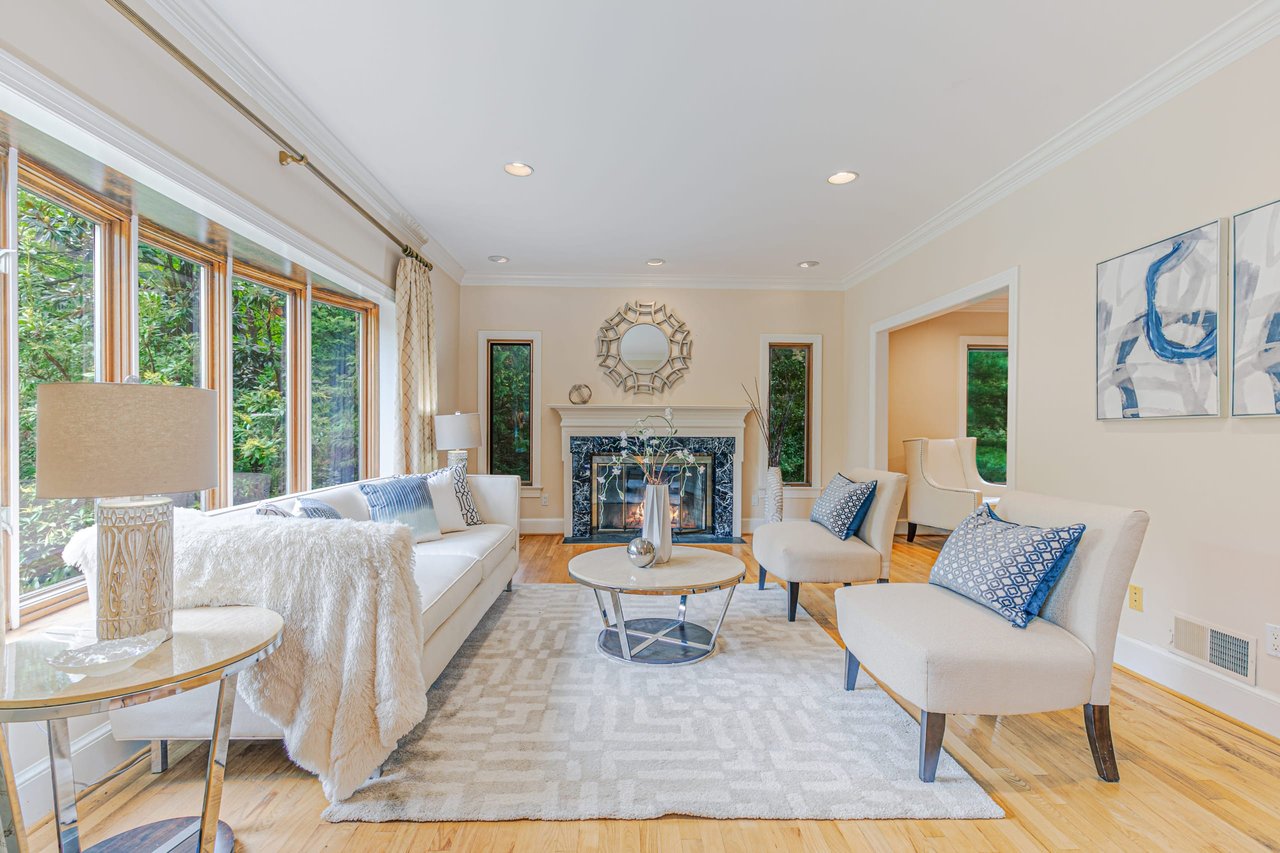9225 Vendome Drive, Bethesda MD 20817
