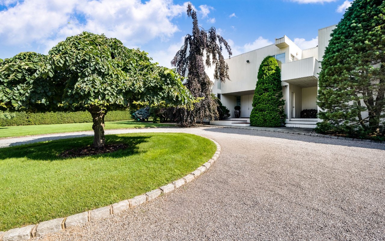 220 Flying Point Rd