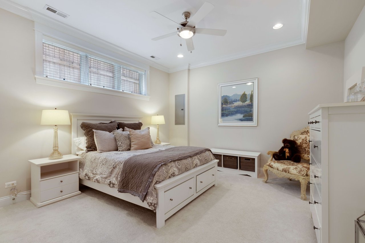 2728 Wayne Unit 1
