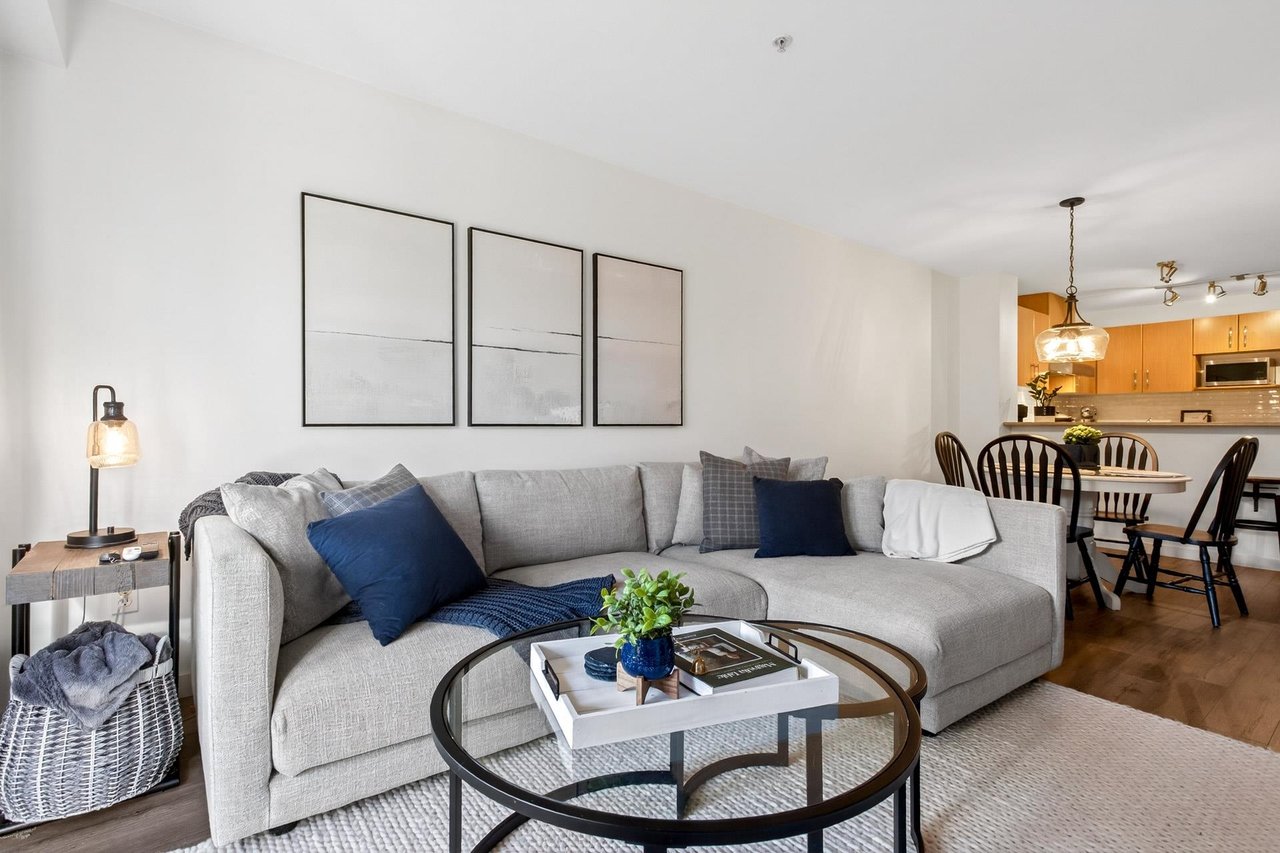 207-500 Klahanie Drive, Port Moody
