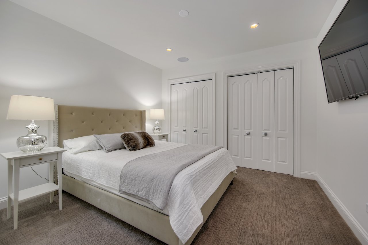 Newly- Renovated Chateau On One Of The Most Coveted Blocks In Town