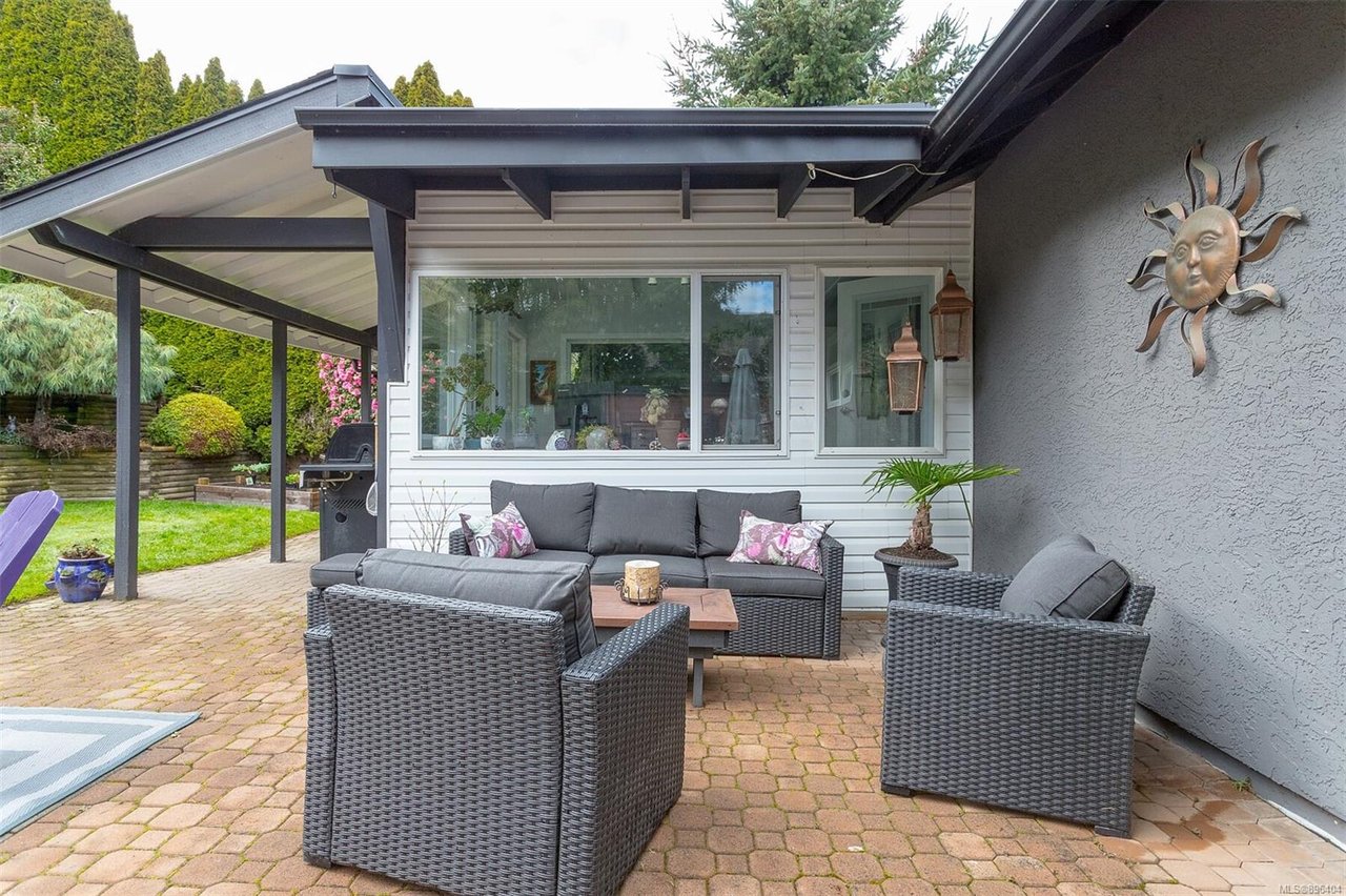7448 East Saanich Rd, Central Saanich