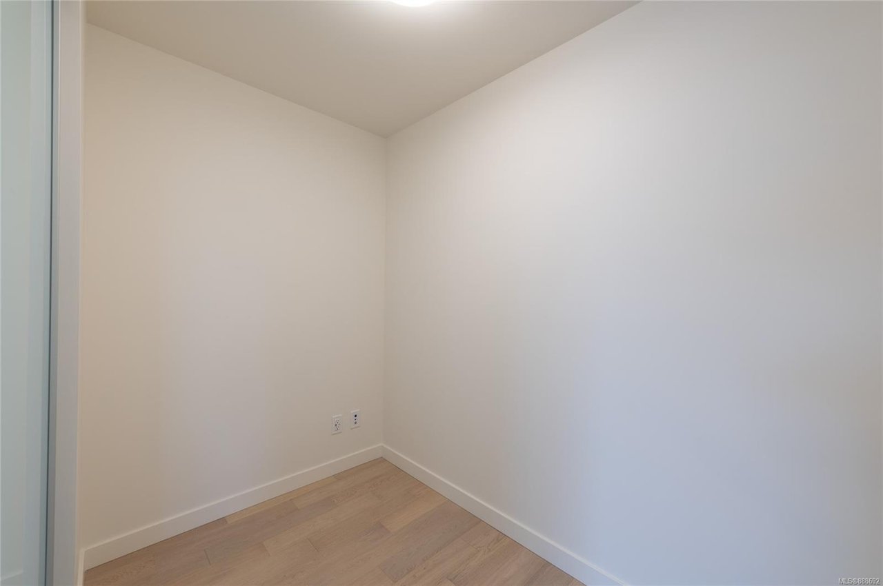 403-550 Michigan St