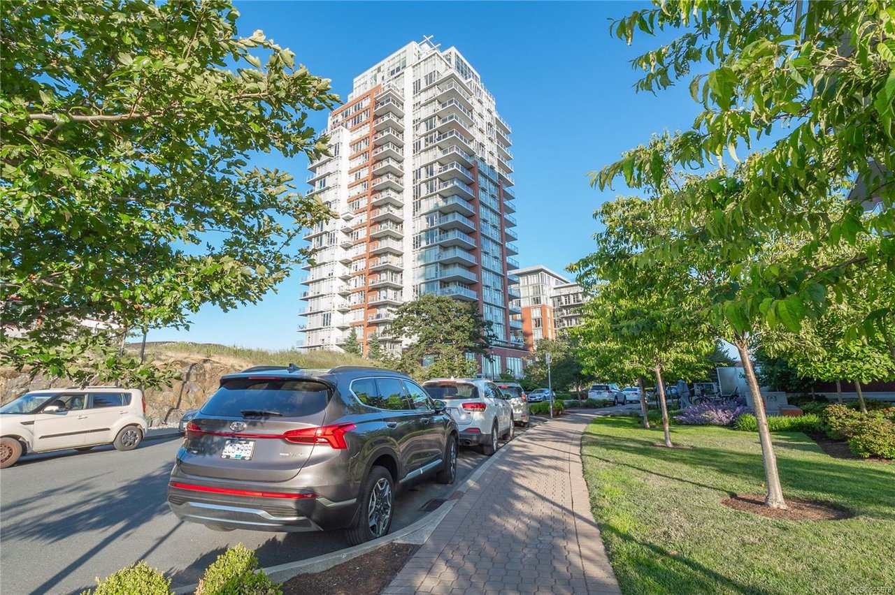 901-83 Saghalie Rd