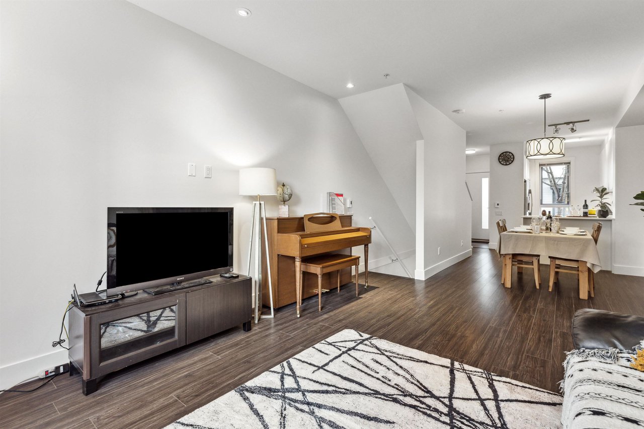46-6868 Burlington Ave
