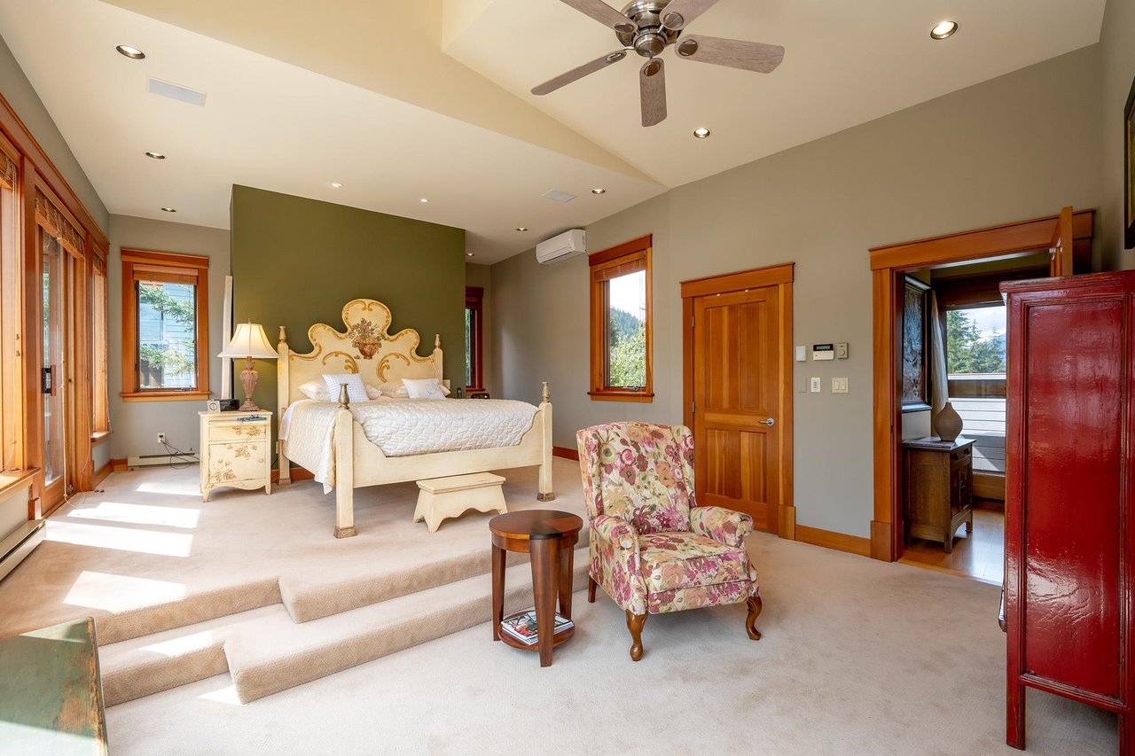 3852 Sunridge Court