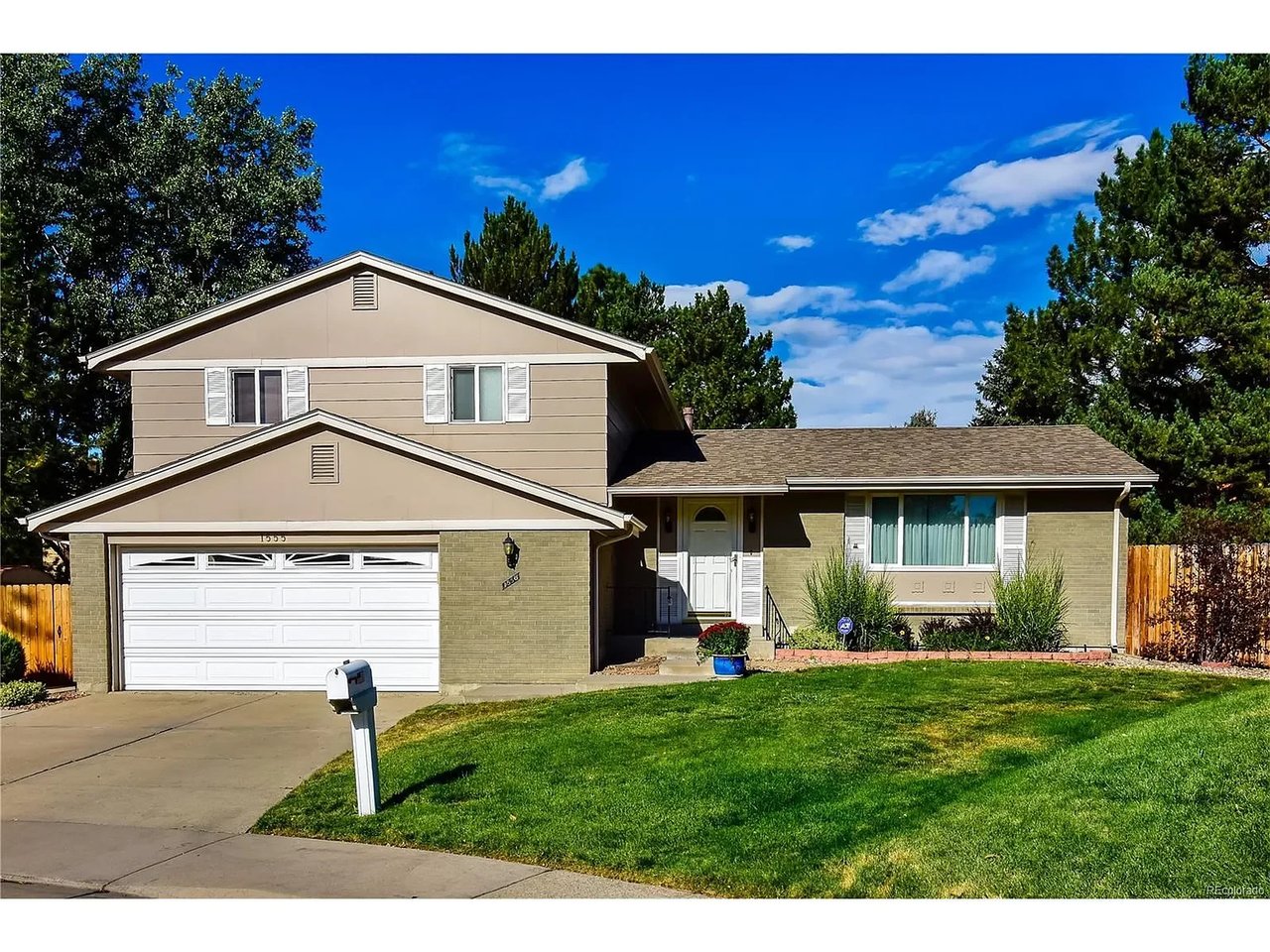 1555 S Kipling Ct