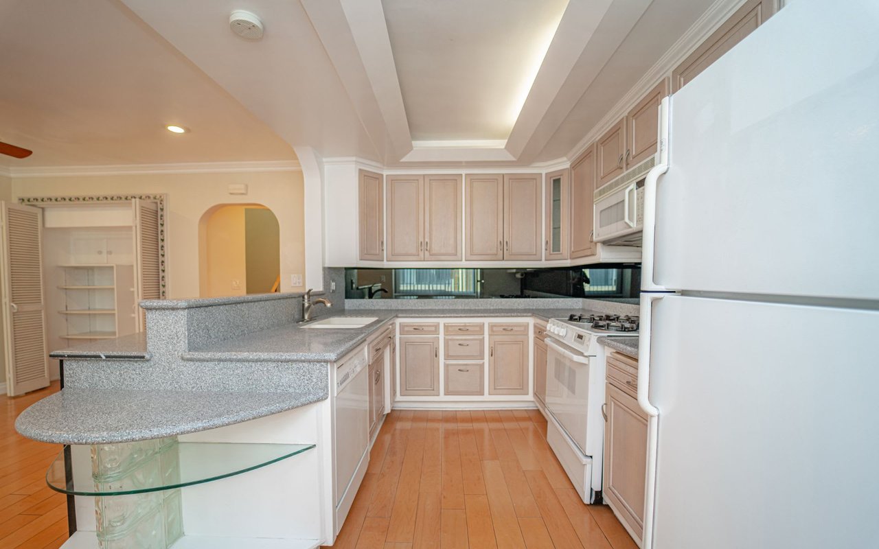 1070 Palo Verde Avenue
