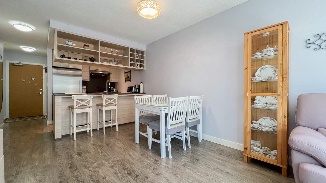 1212-6188 No. 3 Rd