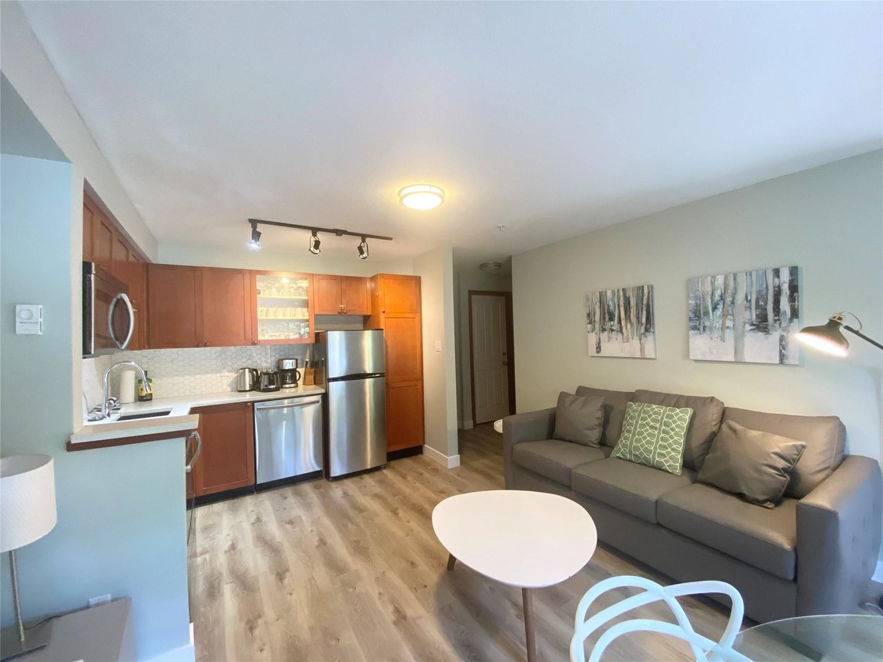 27/27A-4388 Northlands Blvd