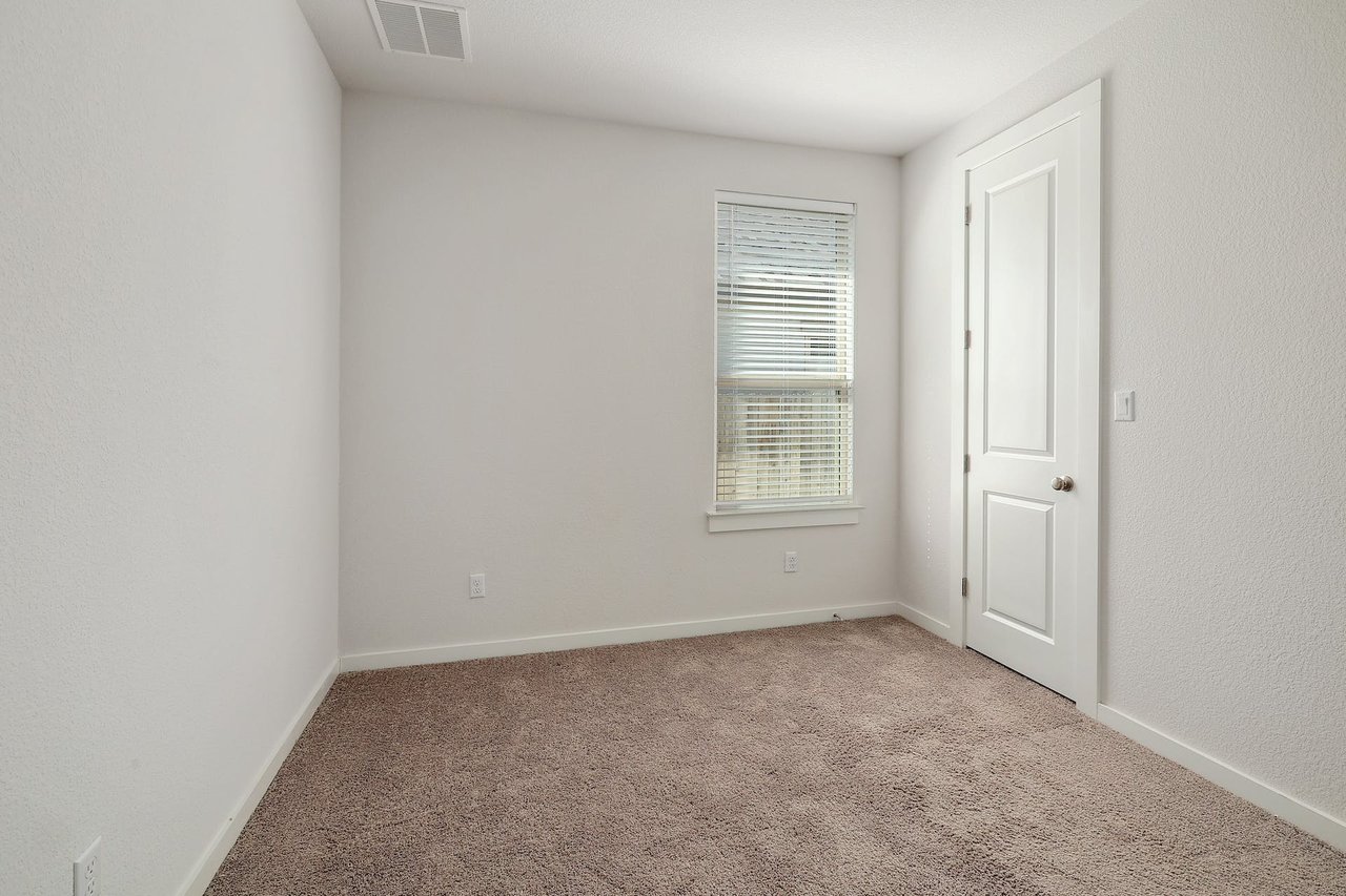 117 Rosebush Dr, Liberty Hill, Texas 78642