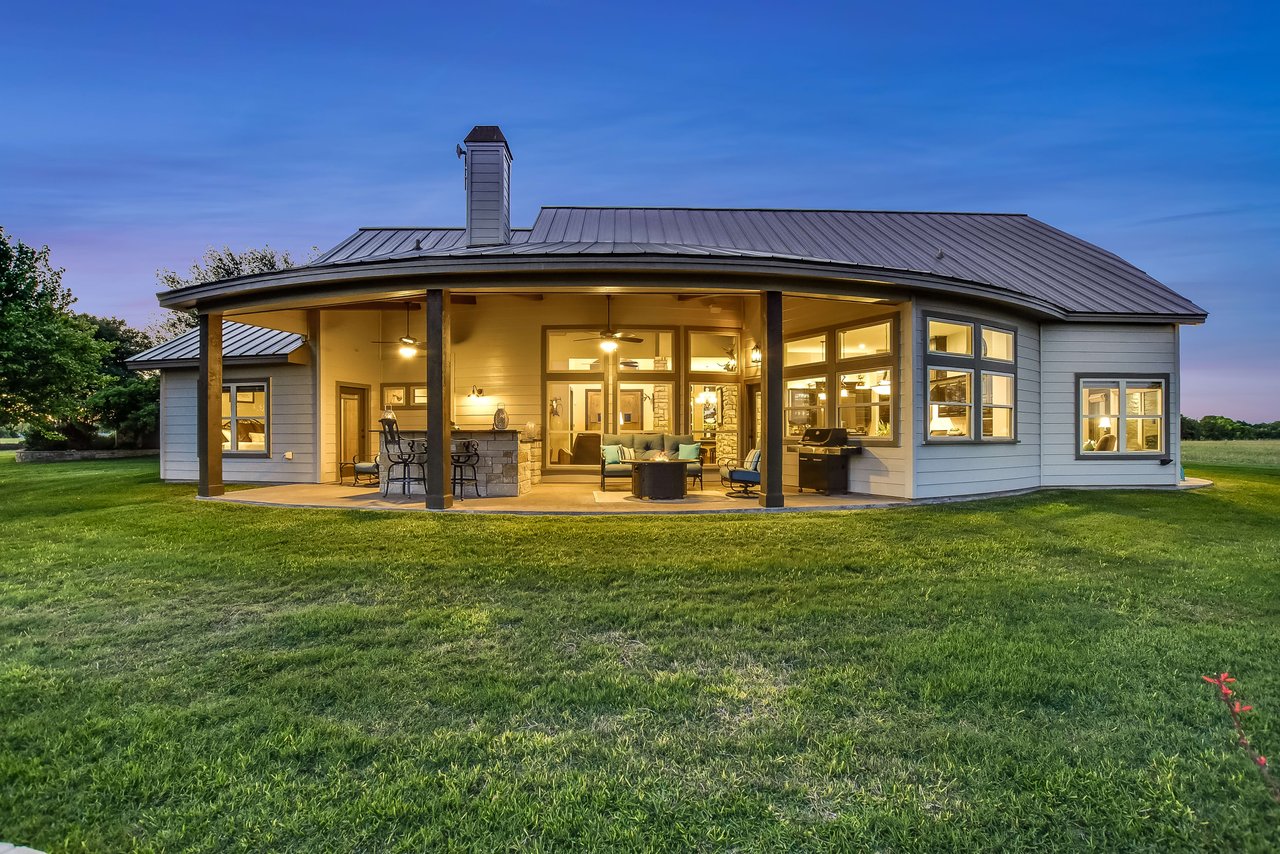 106 Meadow Bend Dr