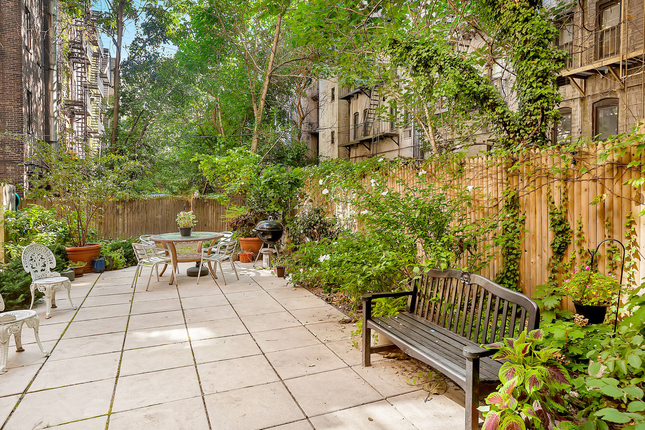 204 East 90th Street, 2E