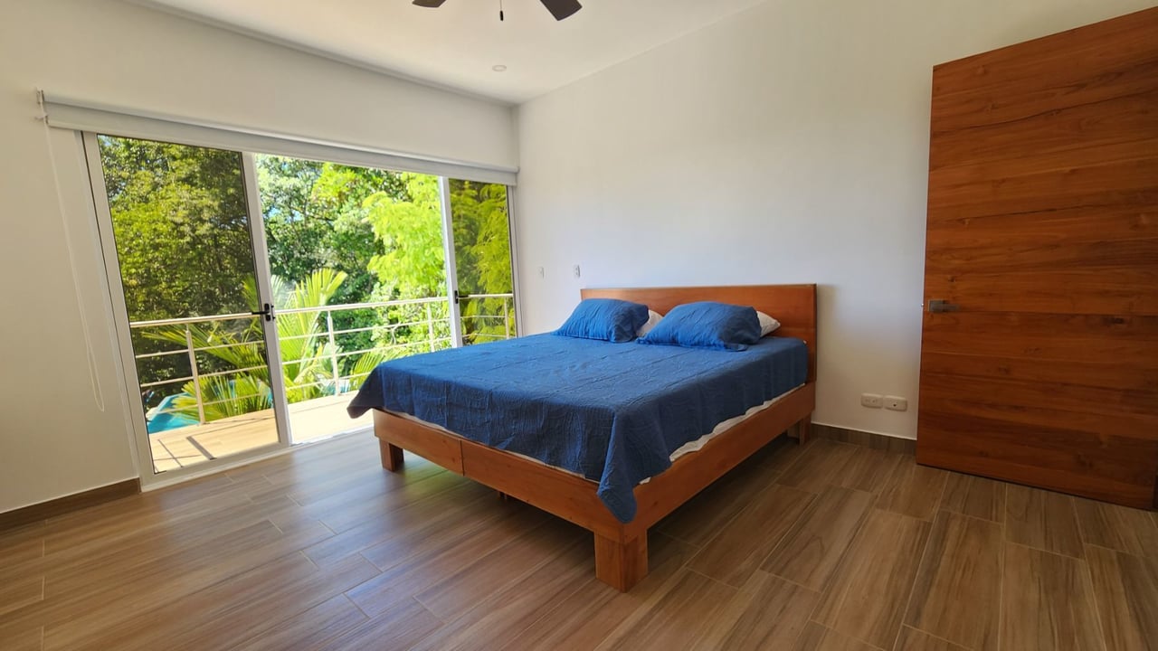 Coastal Ocean View Townhouse, Dominical, Puntarenas
