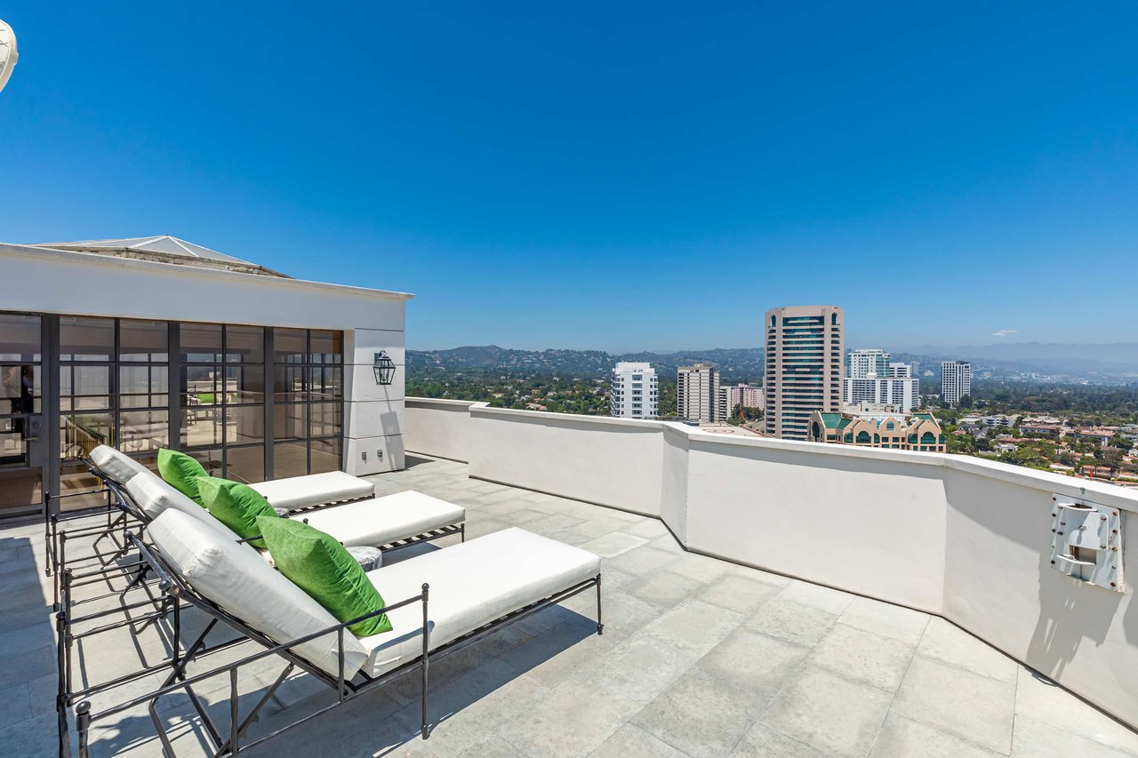 10601 Wilshire Blvd Unit: PH East