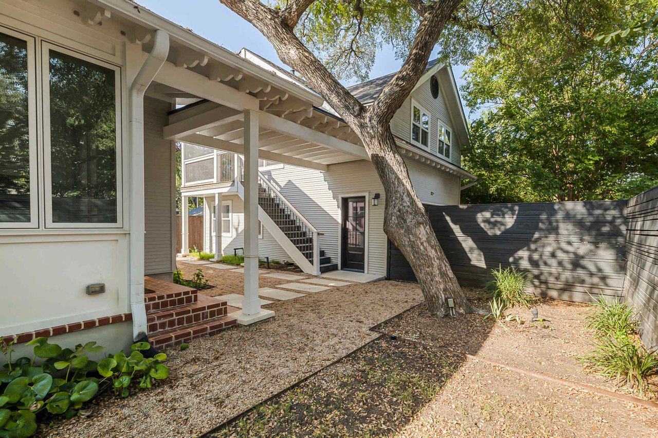 Historic Pemberton Heights Gem Reimagined by McWalters | Former Home of Author Mary Willis Walker | Entertainer’s Dream Kitchen + Guest Quarters