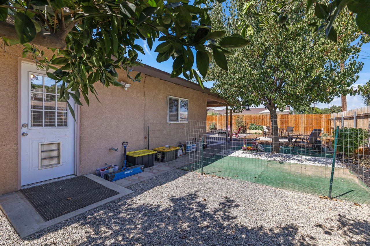 2404 Belvedere Avenue, Bakersfield, CA 93304
