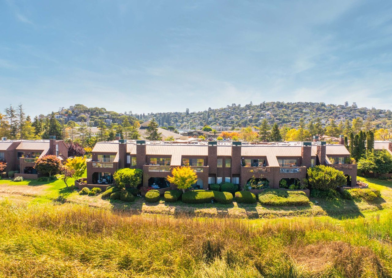 Luxury View Condo in Downtown Tiburon