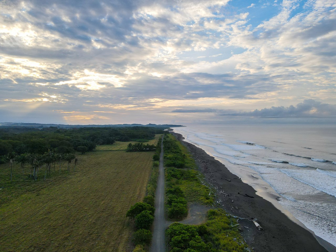 Titled Beachfront Land, Jaco, Puntarenas