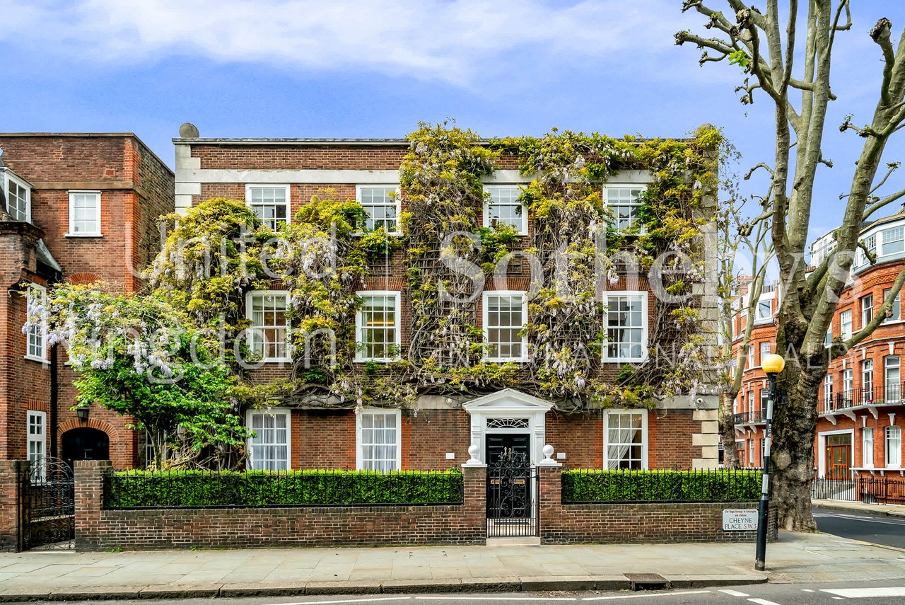 Cheyne Place Family House 
