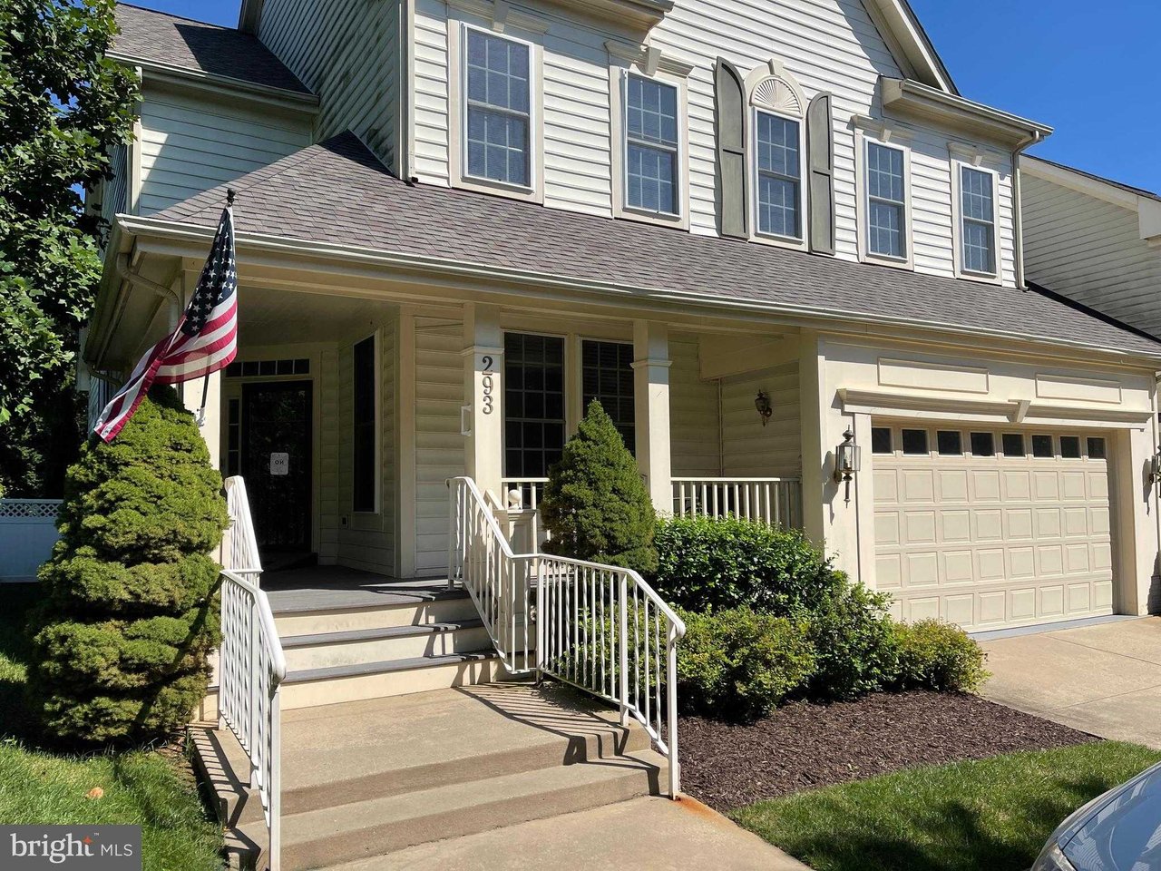 293 SHADOW GLEN COURT