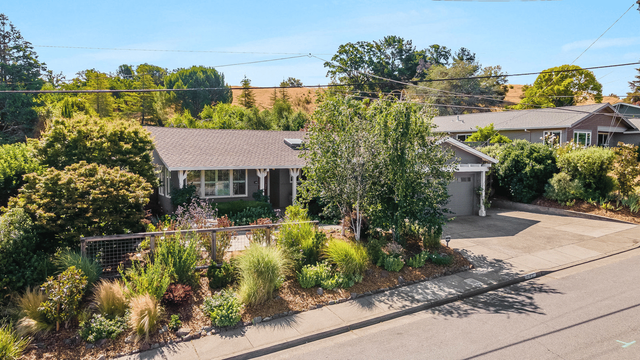 105 Trellis Drive