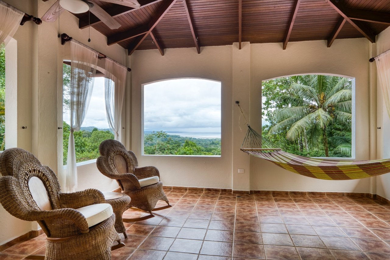 Secluded Jungle View Estate, Ojochal, Puntarenas