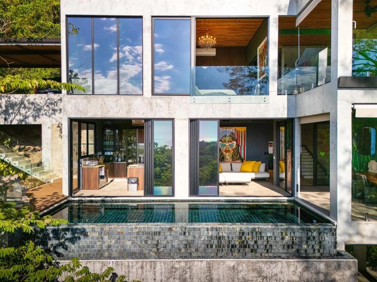 Rooftop Pool Modern Luxury Estate, Manuel Antonio, Puntarenas