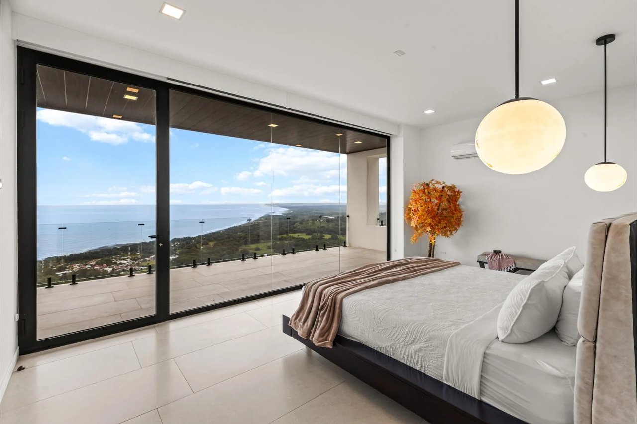 Luxury Ocean View Villa, Jaco, Puntarenas