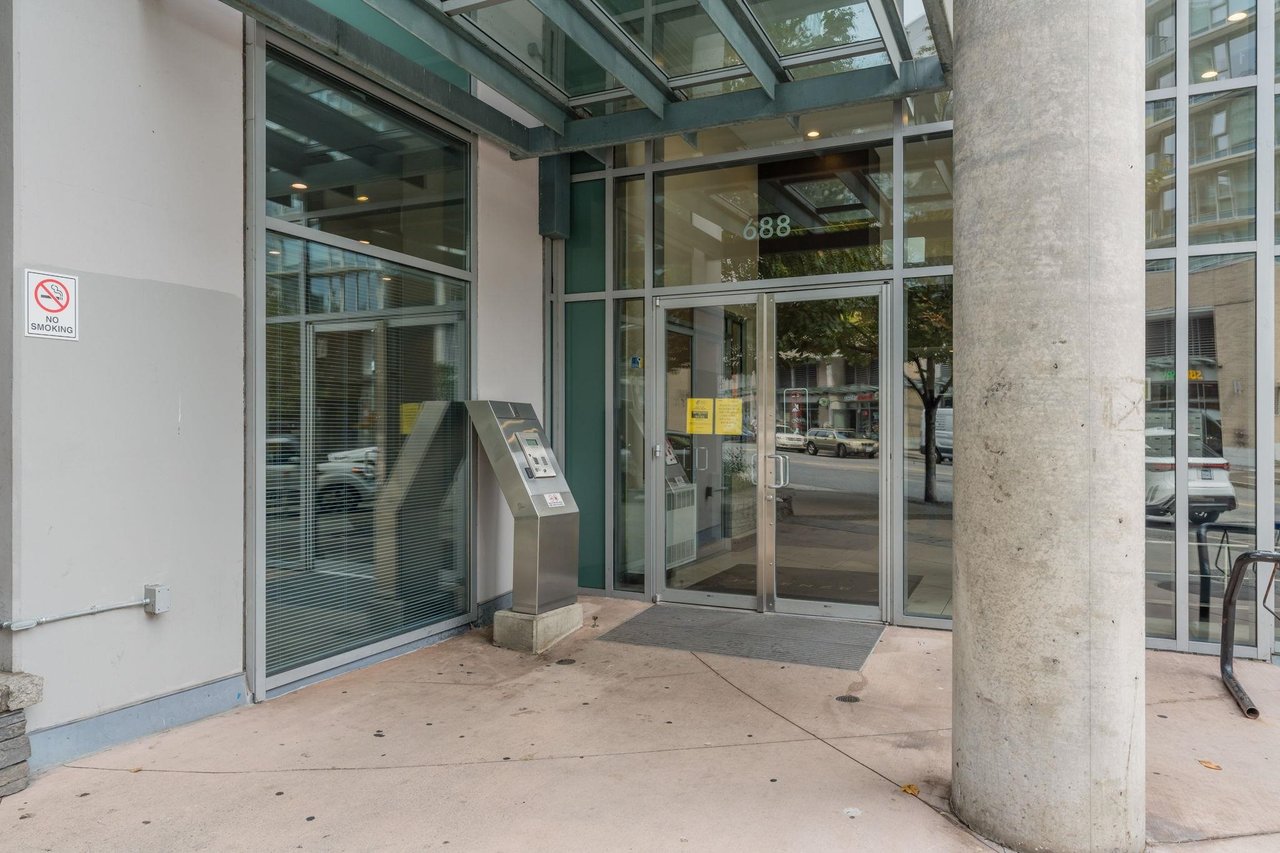 2307-688 Abbott Street, Vancouver