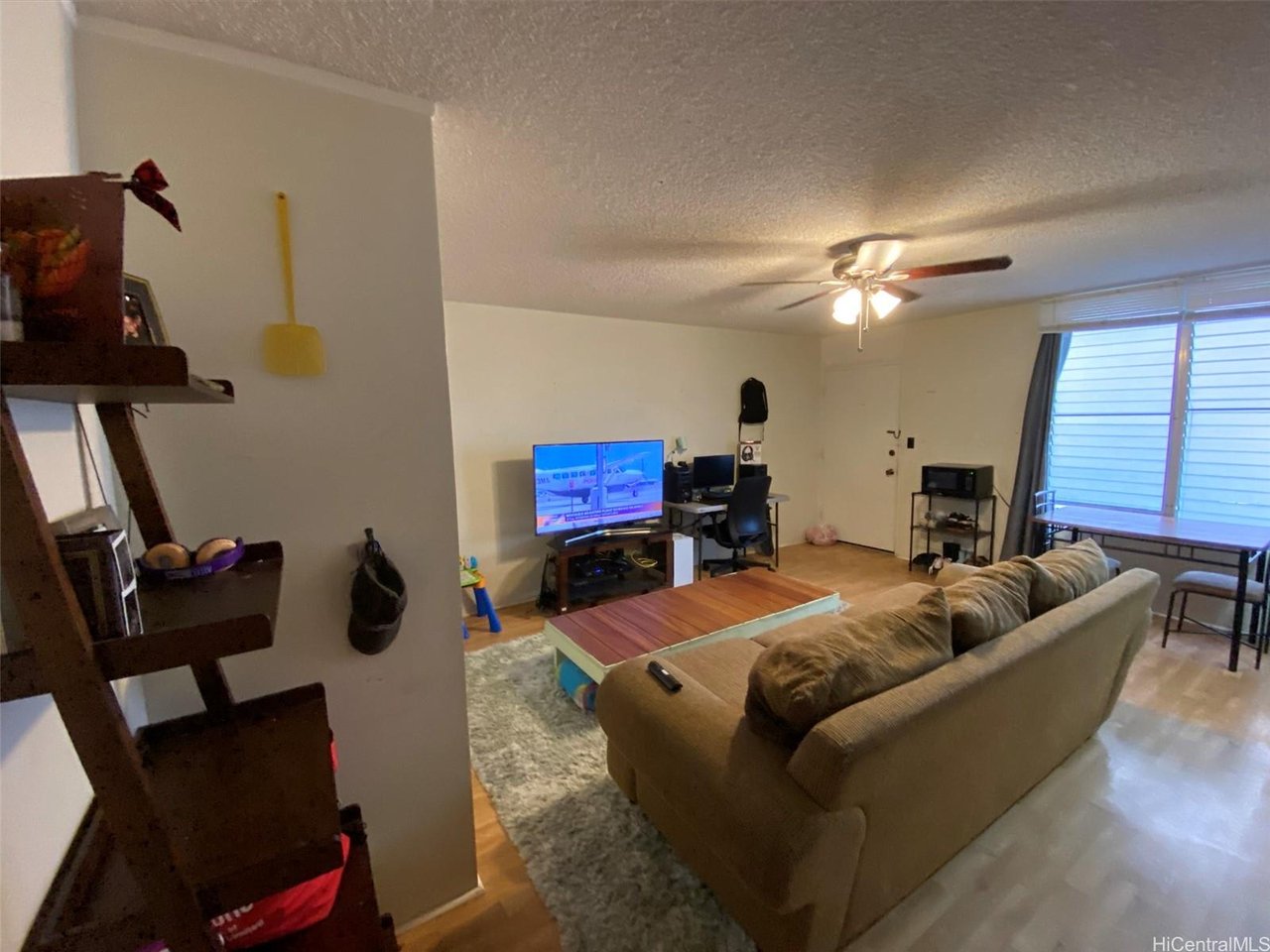1714 Anapuni St #203