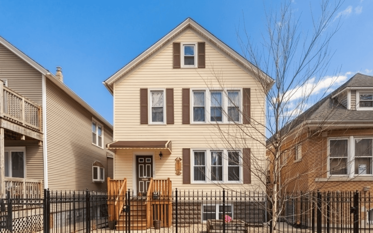 2169 N Maplewood Ave