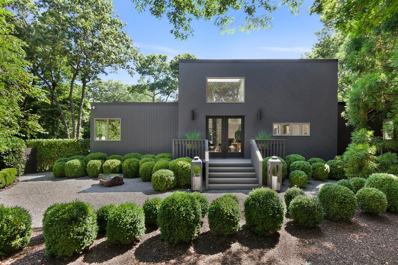 Flawless Modern